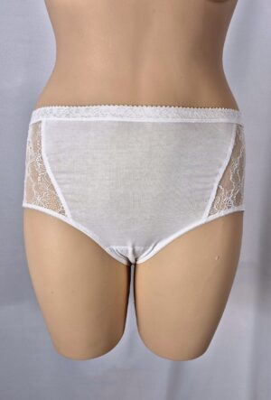 culotte dentelle de coté